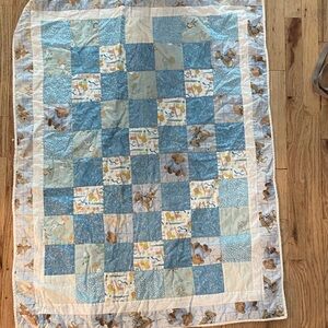 Hand quilted Patchwork Baby Quilt - Blue and White animals